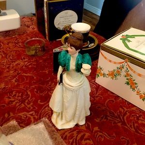 Avon porcelain dolls 1994 95